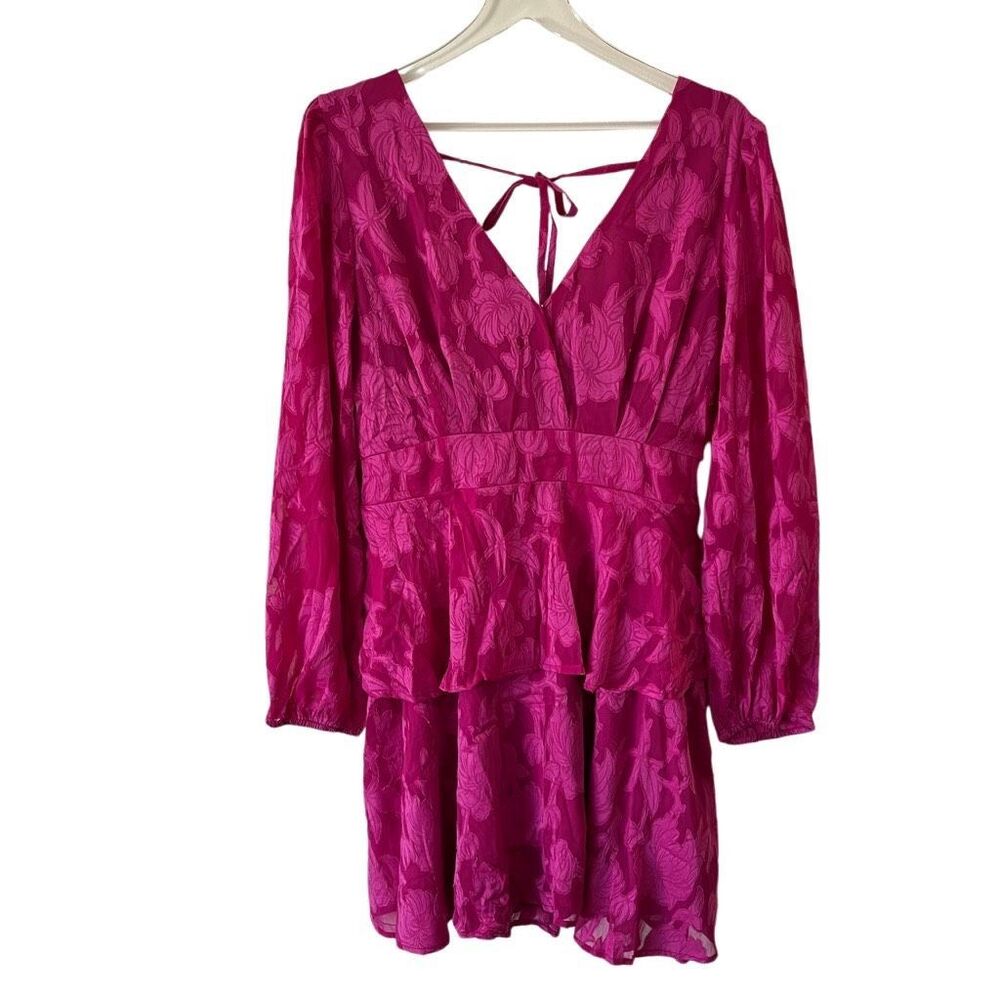 NWT B.O.G. Collective Kiss Me Fuschia Peplum Ruffle Tie Mini Dress Size large - Picture 4 of 16